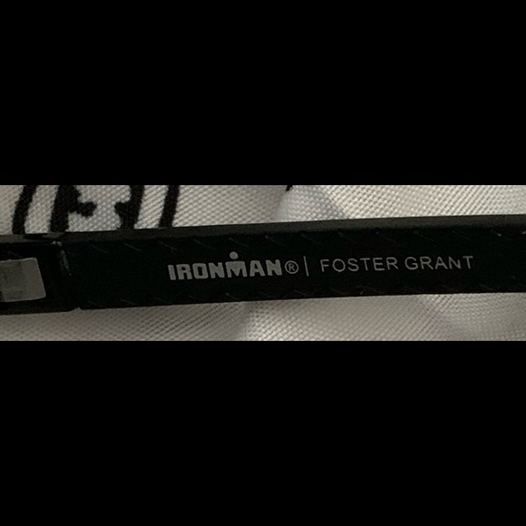 Foster Grant “Ironman” sunglasses - Picture 3 of 4
